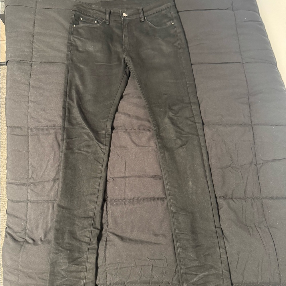 Black Jeans